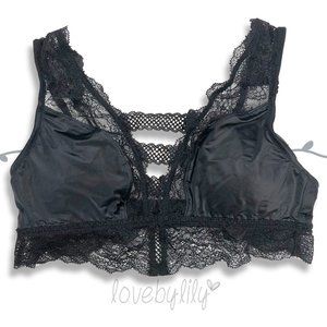 2/$30 Victoria’s Secret Satin Strappy Unlined Bralette Bra